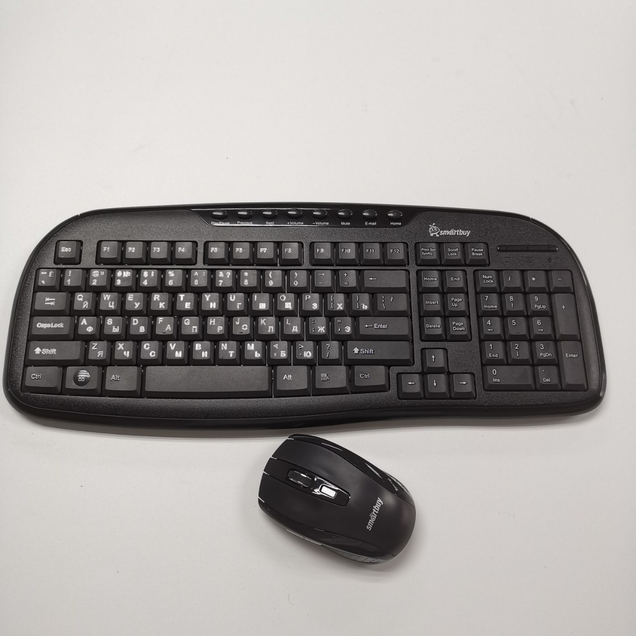 俄语俄哈文键盘鼠标 黑色无线键盘鼠标套件套装